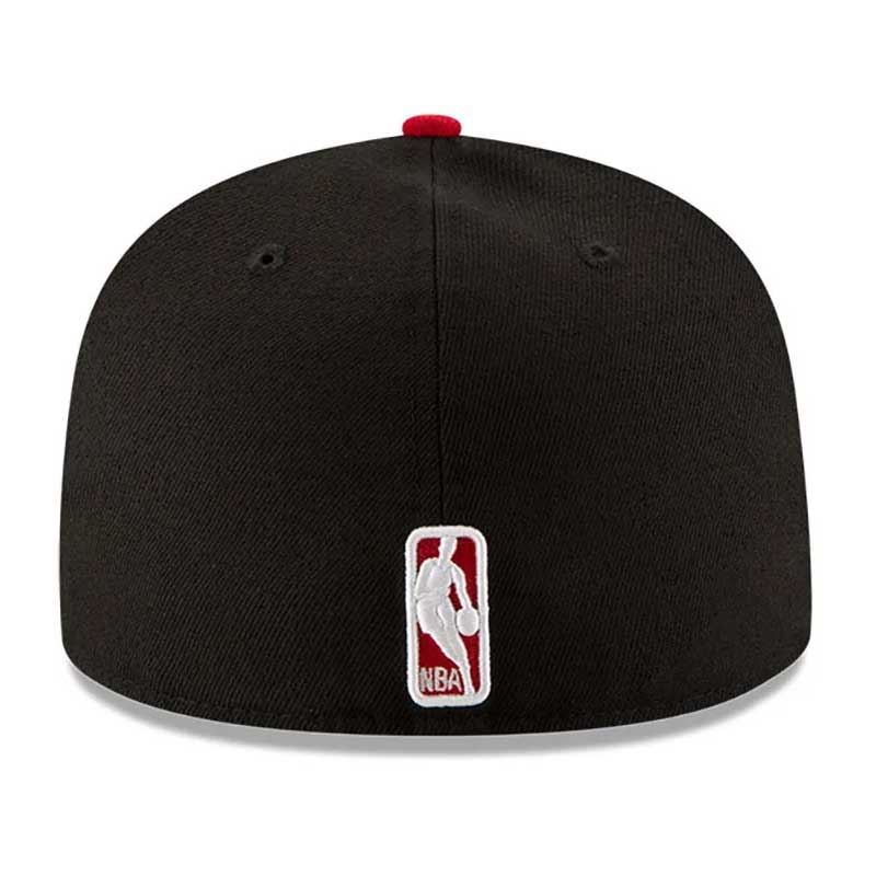 Chicago Bulls SCRIPT-PUNCH Black-Red Fitted Hat by New Era