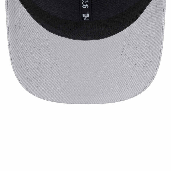 Chicago Cubs Heather Patch 9SEVENTY Stretch Snap Trucker Cap