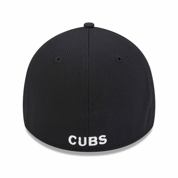 Chicago Cubs 3930 Active Black Walking Bear Stretch Fit Cap