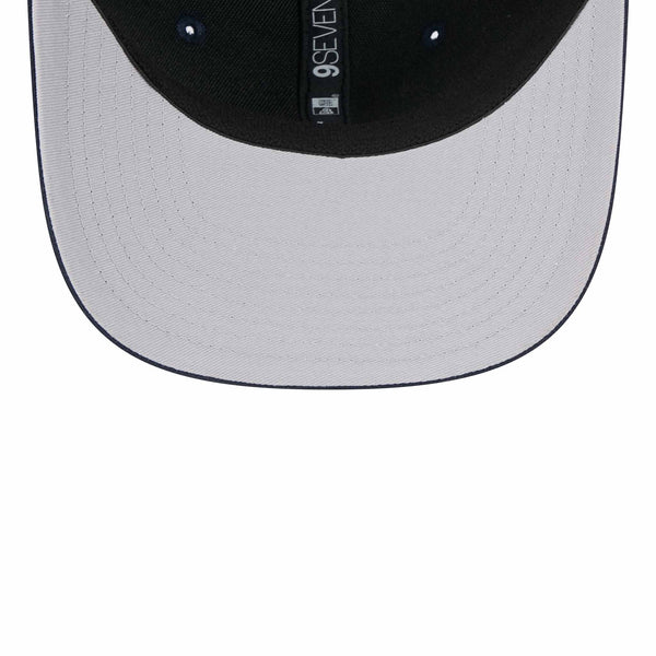 Chicago Bears Bear Face 9SEVENTY Stretch Snap Adjustable Cap