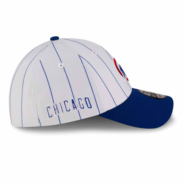 Chicago Cubs New Era 39THIRTY White Pinstripe Walking Bear Stretch Fit Cap