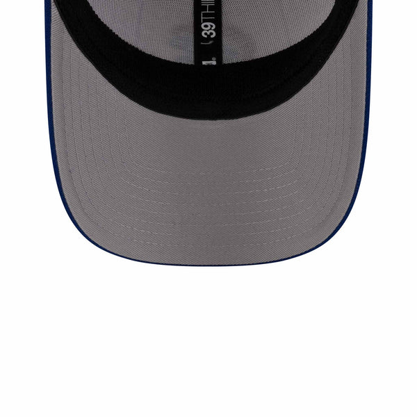 Chicago Cubs New Era 39THIRTY White Pinstripe Walking Bear Stretch Fit Cap