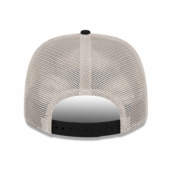 Chicago Blackhawks 2025 Winter Classic New Era 9SEVENTY Stretch Snap Black Stone Adjustable Mesh Cap