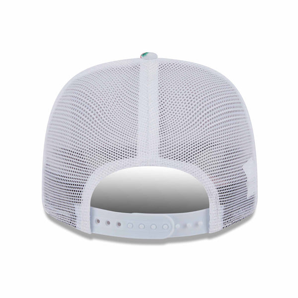 Chicago Cubs New Era Flamingo Print 9SEVENTY Stretch Snap Cap