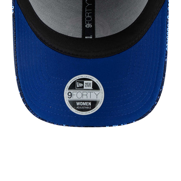 Chicago Cubs New Era Ladies 9FORTY Walking Bear Sequin Adjustable Cap