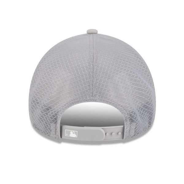 Chicago Cubs New Era 2026 Grey Batting Practice 9FORTY Apex Adjustable Cap