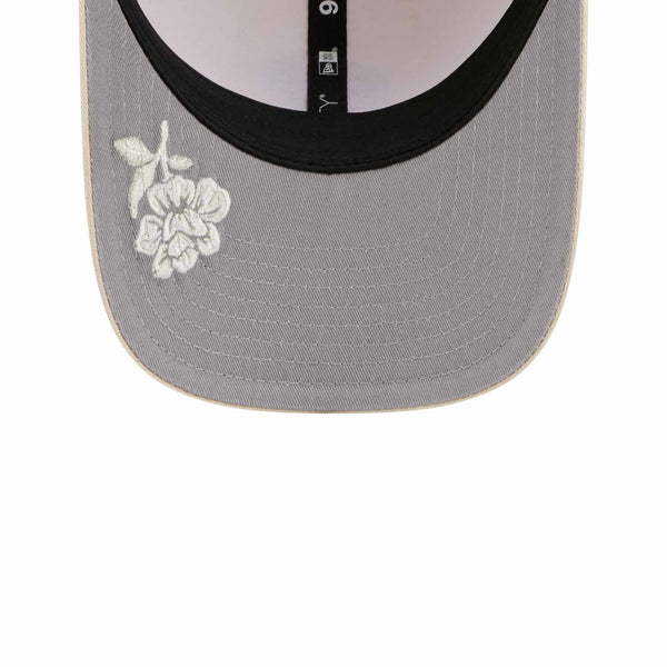 Chicago Cubs New Era Women's Floral Mesh 9FORTY M Crown Adjustable Cap