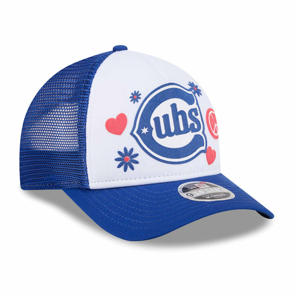 Chicago Cubs New Era Youth Girls Peace & Love 9FORTY M Crown Mesh Adjustable Cap