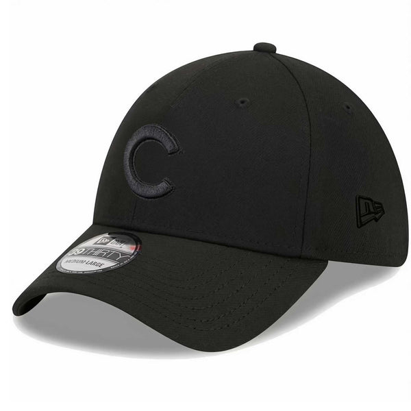 Chicago Cubs New Era Black Out 39THIRTY Stretch Fit Cap