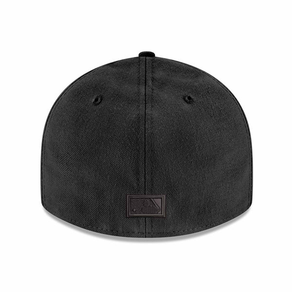 Chicago Cubs New Era Home Black Out Low Profile 59FIFTY Fitted Cap