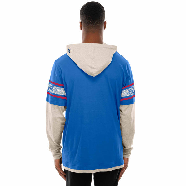 Chicago Cubs New Era Two Tone Retro Gamer Bullseye Hooded Sweatshirt