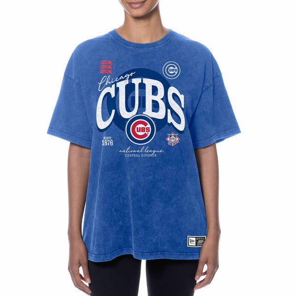 Chicago Cubs New Era Women's Distressed Cloud Bullseye Short Sleeve Tee Shirt