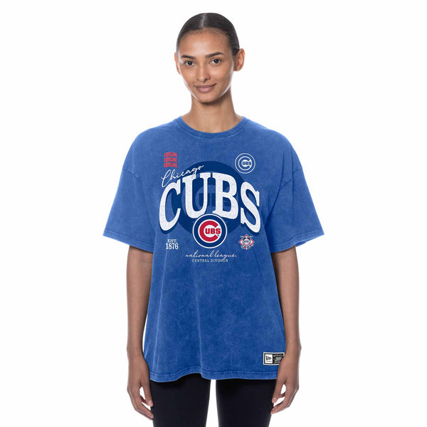 Chicago Cubs New Era Women's Distressed Cloud Bullseye Short Sleeve Tee Shirt