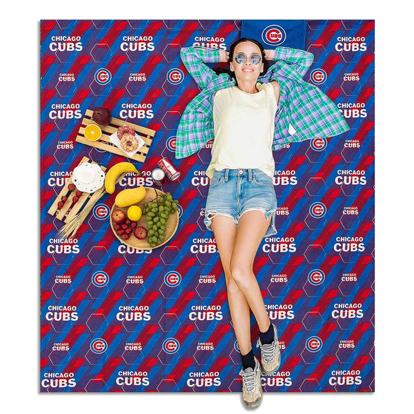 Chicago Cubs Compact Travel Picnic Blanket