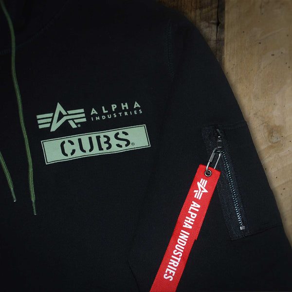 Chicago Cubs Alpha Industries Hooded Sports Bullseye Wrigleyville – Sweatshirt