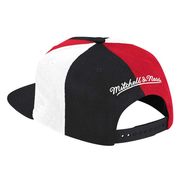 Chicago Bulls Pinwheel Snapback Cap