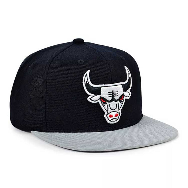 Chicago Bulls Angry Bull 2 Tone Classic Snapback Cap
