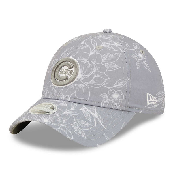 Chicago Cubs Women's Bullseye Botanic 9TWENTY Adjustable Cap