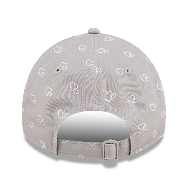 Chicago Cubs Youth Walking Bear Logo Pop 9TWENTY Adjustable Cap