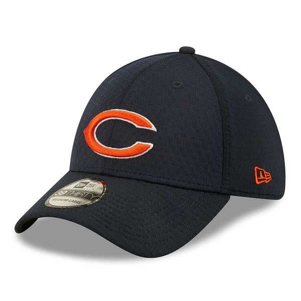 Chicago Bears Essential Textured 39THIRTY Flex Fit Cap