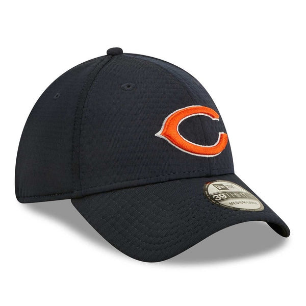 Chicago Bears Essential Textured 39THIRTY Flex Fit Cap